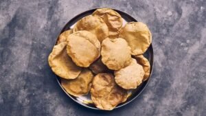 5 Simple Tips To Make Soft And Fluffy Luchi At Home