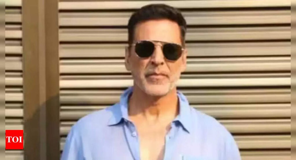 Akshay Kumar surprised female auto driver with Rs 10,000; 'I dropped him at his house in Juhu', says Chhaya Mohite | Hindi Movie News