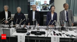 Bomb survivors use Nobel Peace Prize win to share their anti-nuke message with younger generations