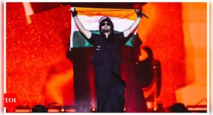 Diljit Dosanjh Dil-Luminati India Tour: ‘Chamkila’ star shares unseen pics from JLN Stadium Delhi where he held the National flag with pride |