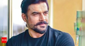 'I thought your parents raised you!': R Madhavan's hilarious banter with paparazzi goes viral | Hindi Movie News