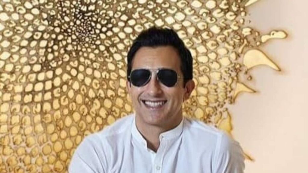 Influencer Has A Funny Way Of Comparing His Breakfast Platter With Rahul Khanna