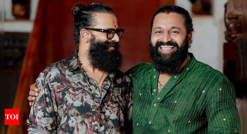 Jayasurya: Jayasurya meets Rishab Shetty; says “Kathanar meets Kanthara” - See photos |