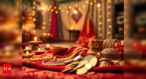 Jewelers expect sales to boom on Dhanteras despite low footfall in the morning