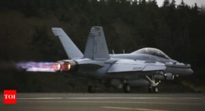 Missing crew members found dead after fighter jet crash in Washington state