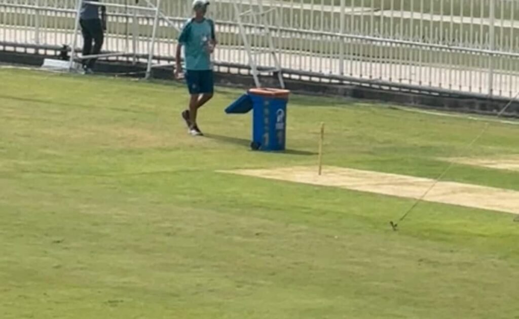 Pakistan Coach Jason Gillespie Picks Water Bottles After Training, Internet Says: "Teach Players Manners"