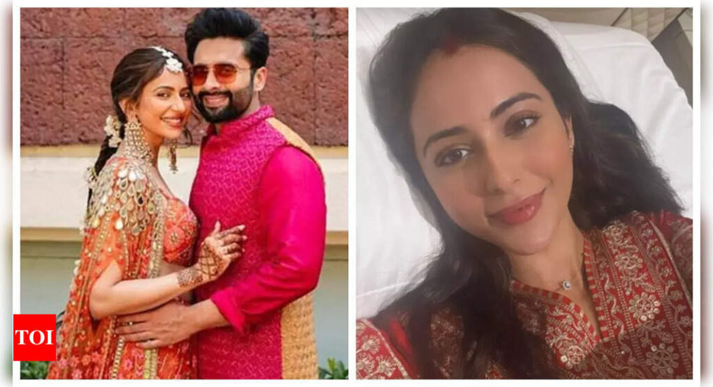 Rakul Preet Singh gives a sneak peek into her 'Bed rest wala Karwa Chauth'; reveals Jackky Bhagnani is fasting - See photo |