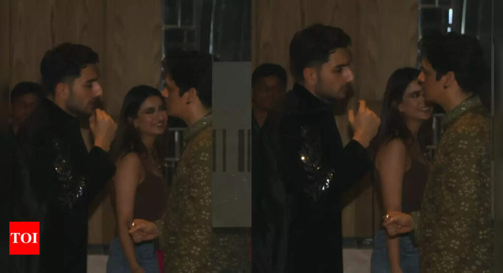 Rumoured couple Ibrahim Ali Khan, Palak Tiwari share a hug as they attend a Diwali party, chat with Vijay Varma, Tamannaah Bhatia; netizens react and say, 'so cute' - WATCH video | Hindi Movie News