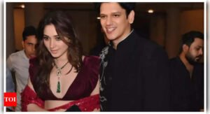 Tamannaah Bhatia and Vijay Varma serve couple goals as they arrive for Manish Malhotra's Diwali bash | Hindi Movie News