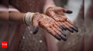 Unique Mehendi designs for Diwali 2024