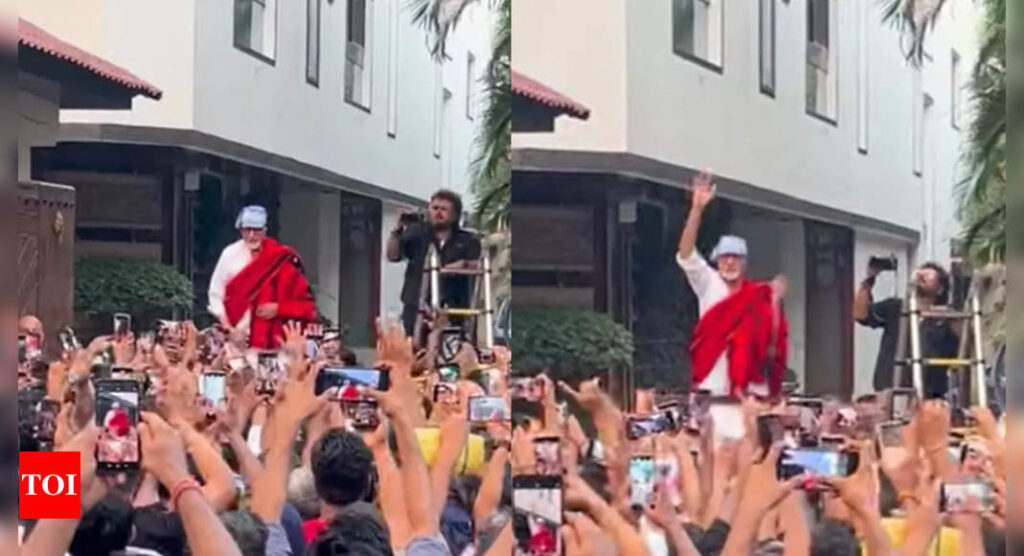 Amitabh Bachchan meets fans outside Jalsa in Mumbai; sea of fans cheers for Big B - WATCH | Hindi Movie News