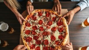 Couple Spends "Nearly $15,000" On Their Weddings Vegan Menu, Guests Order Pizza Instead