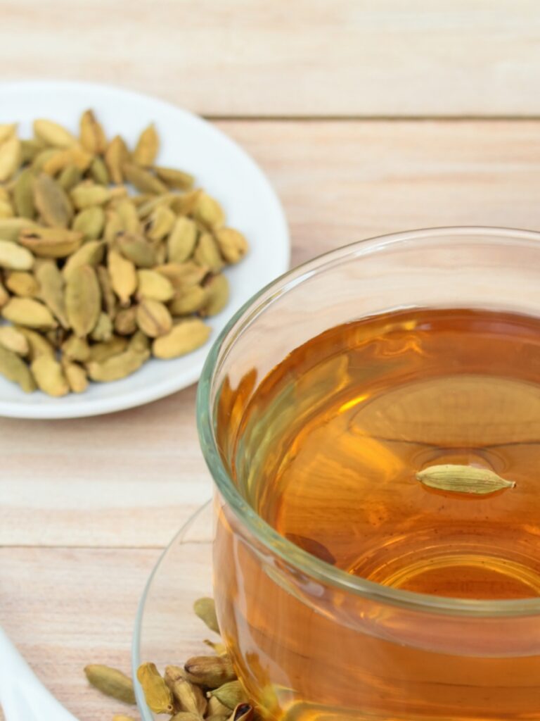 Elaichi paani: 10 benefits of drinking cardamom water every day