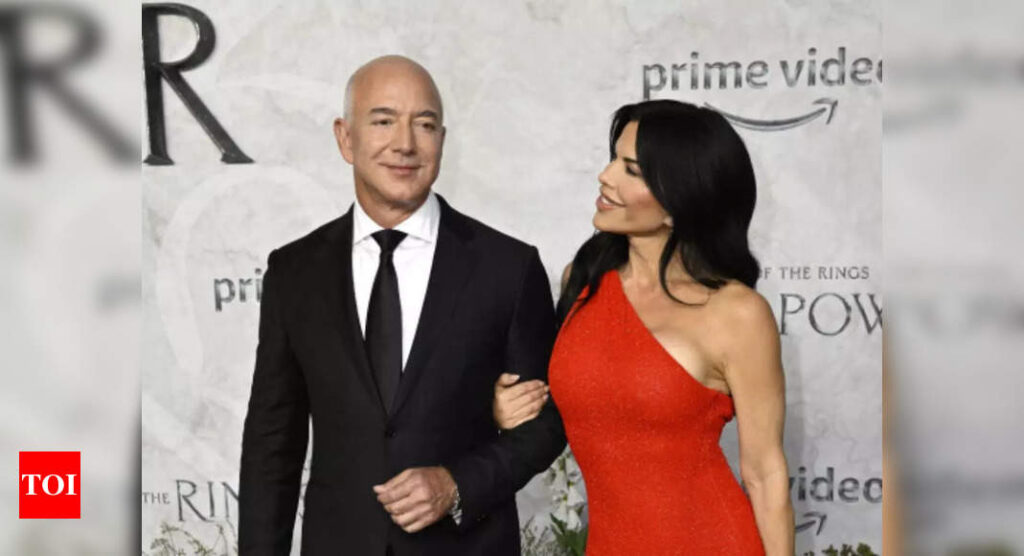 Jeff Bezos and Lauren Sanchez to have a Christmas wedding? Here's their love story