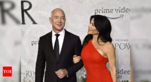 Jeff Bezos and Lauren Sanchez to have a Christmas wedding? Here's their love story