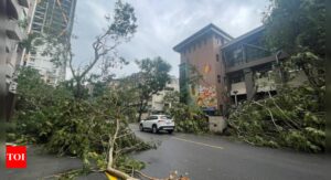 Kong-Rey: Tropical storm Kong-rey moves toward Shanghai and China’s coast after sweeping Taiwan as typhoon