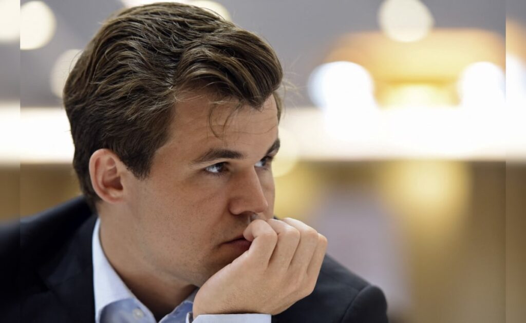 Magnus Carlsen Takes Sole Lead In Tata Steel India Chess Tournament