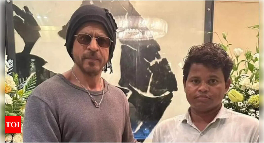 Shah Rukh Khan finally meets a devoted fan who camped outside Mannat for 95 days to celebrate his birthday