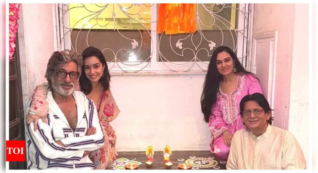 Shraddha Kapoor: Shraddha Kapoor lights up Diwali with family moments, see pics